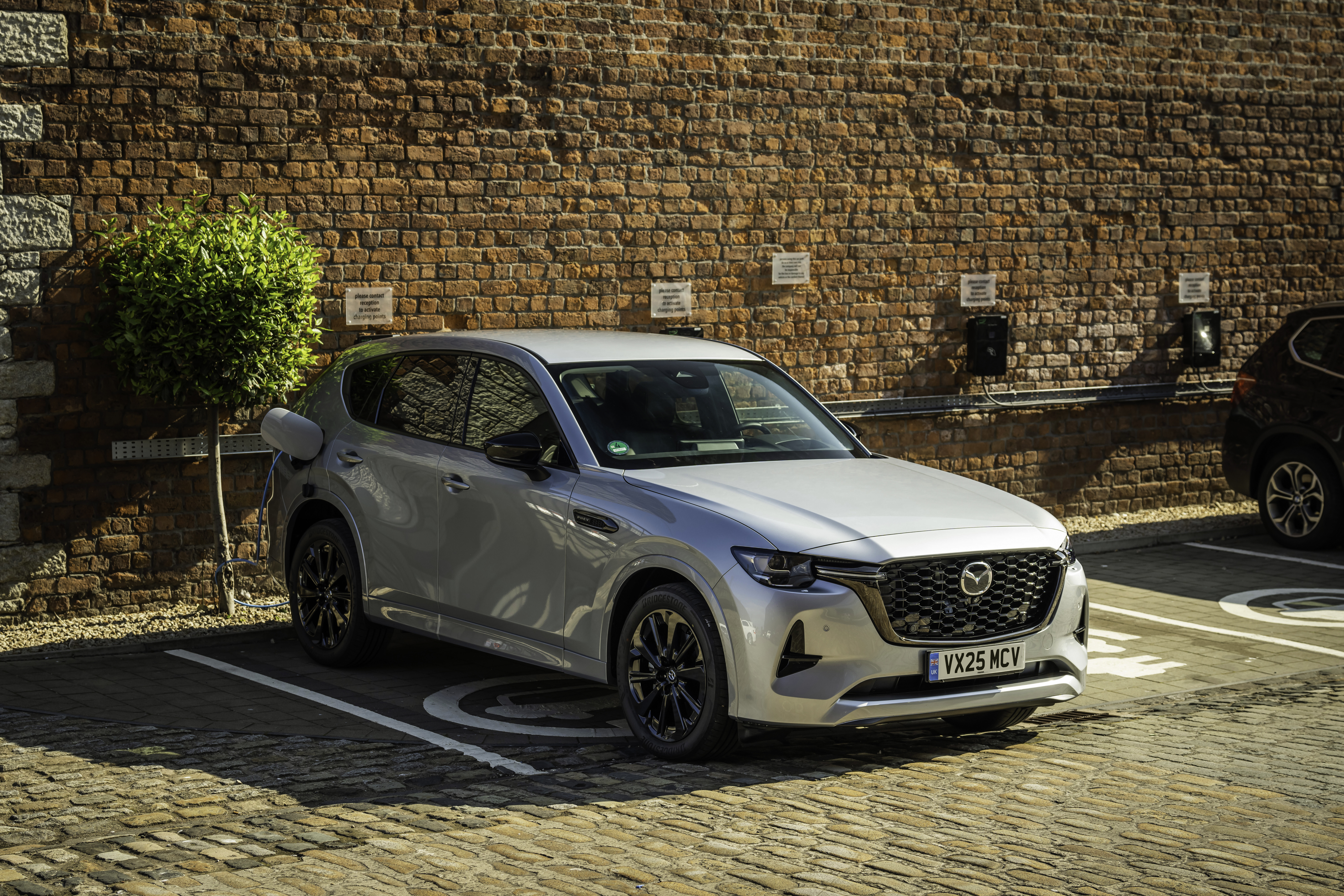 Mazda CX-60 PHEV llegará a Colombia en 2025.