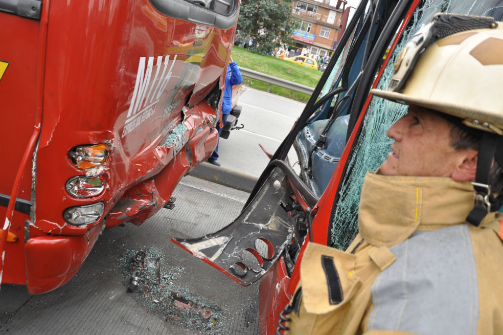 Colisión entre dos articulados de Transmilenio deja cuatro heridos al sur de Bogotá