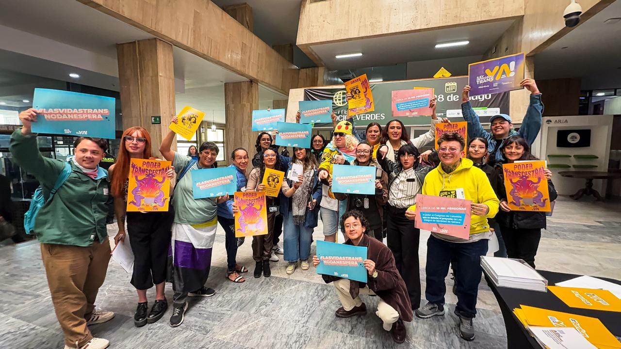 La iniciativa legislativa busca establecer medidas, mecanismos y herramientas concretas para garantizar los derechos de las personas trans y con identidades de género diversas en Colombia.