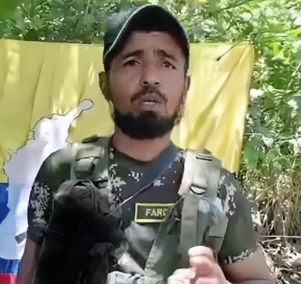 Este es el segundo disidente de FARC en mesa con Petro capturado con fines de extradición
