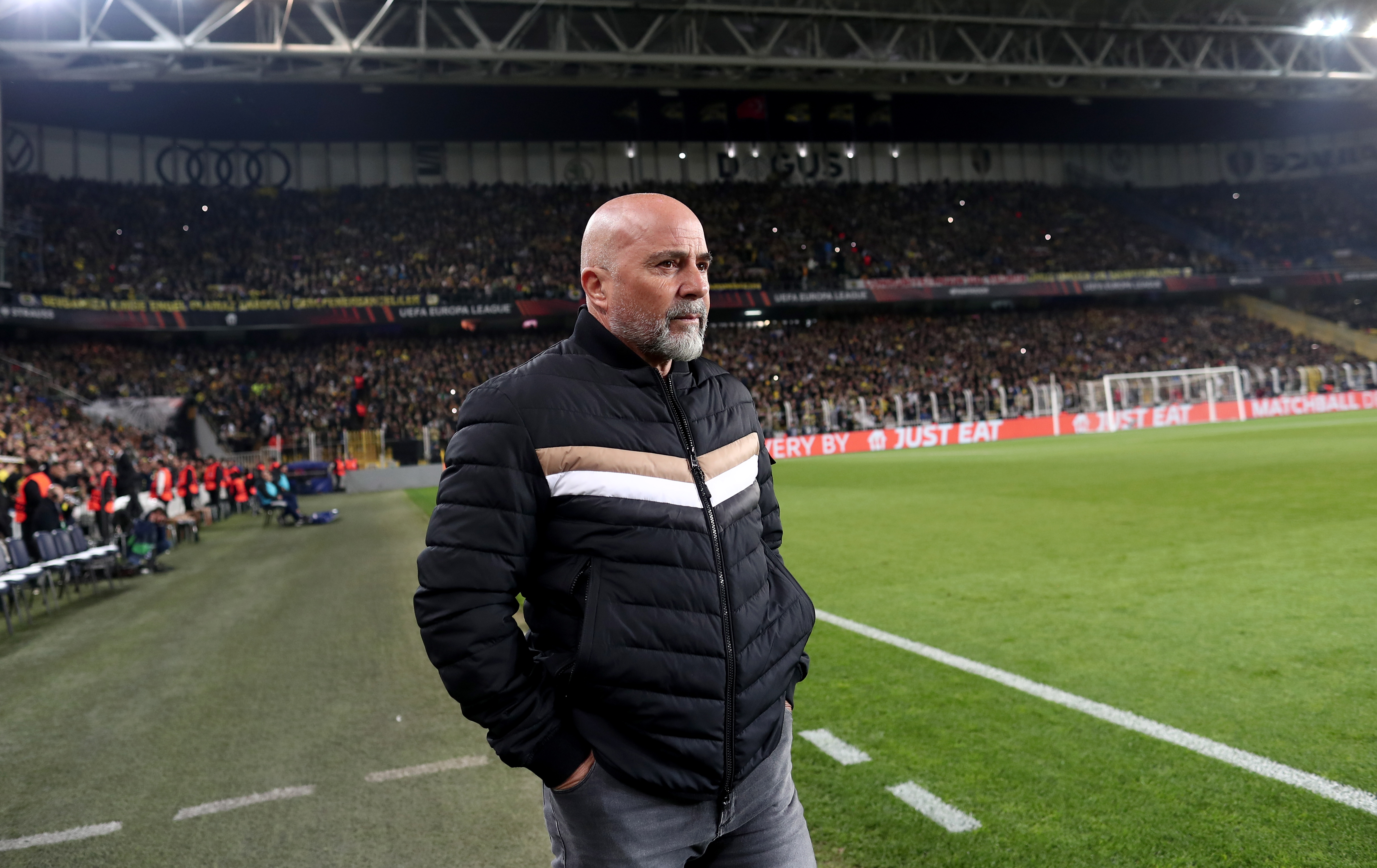 El técnico argentino Jorge Sampaoli se despidió de Sevilla tras su destitución