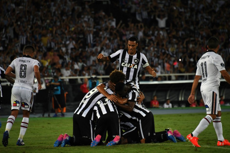 Botafogo celebrando la victoria. / AFP