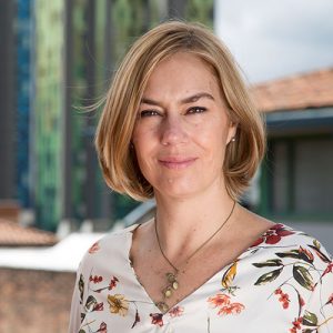 Angélika Rettberg es profesora titular del departamento de Ciencia Política de la Universidad de los Andes. Rettber lleva años trabajando, de la mano del Instituto Capaz, Gender, Justice and Security Hub (London School of Economics) y el Programa de Alianzas para la Reconciliación (PAR) de ACDI/VOCA, financiado por Usaid. / Universidad de los Andes.