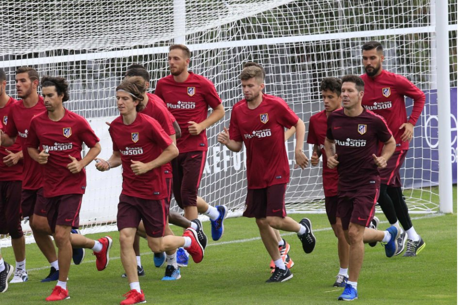 Simeone inicia trabajo táctico con el Atlético de Madrid
