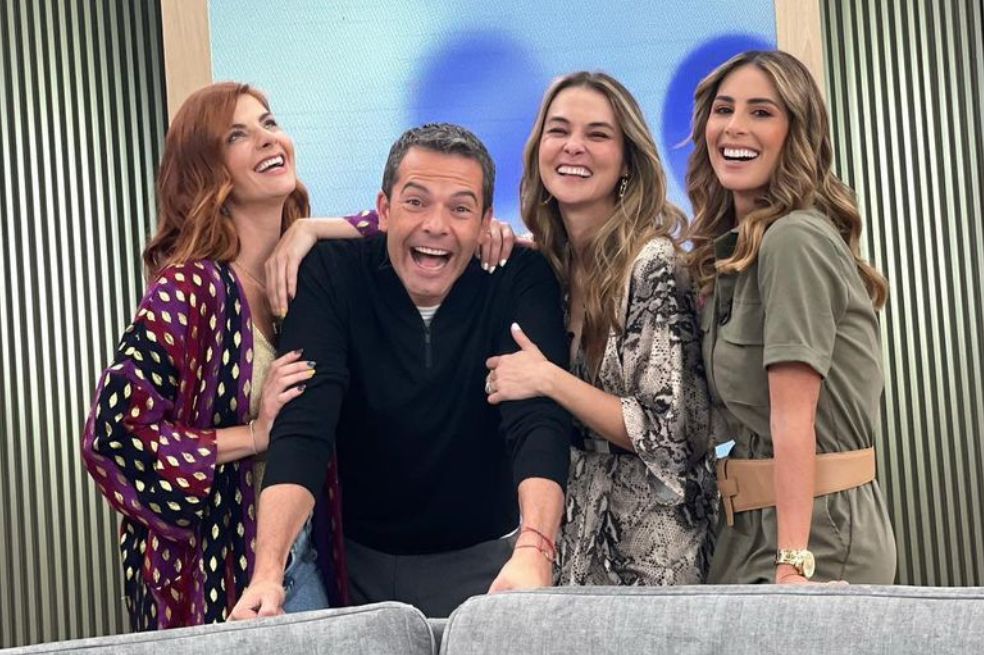 Iván Lalinde y presentadores de ‘Día a Día’ despiden a un integrante de su equipo