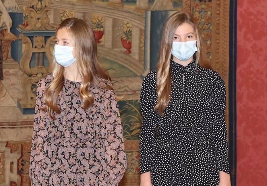La Princesa Leonor y la Infanta Sofía reaparecen en el último acto oficial