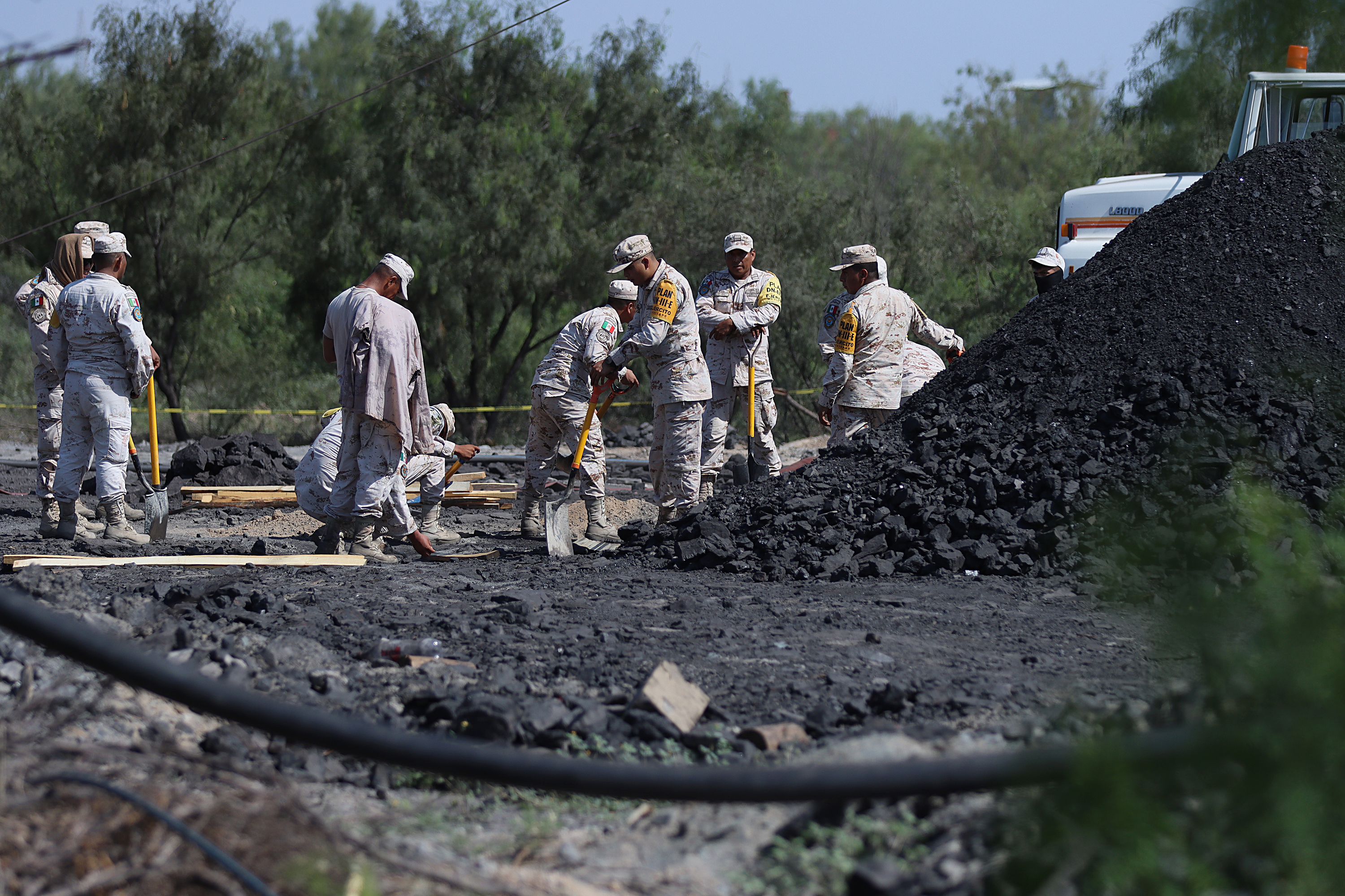 ¿Qué se sabe de los mineros atrapados en Coahuila, México?