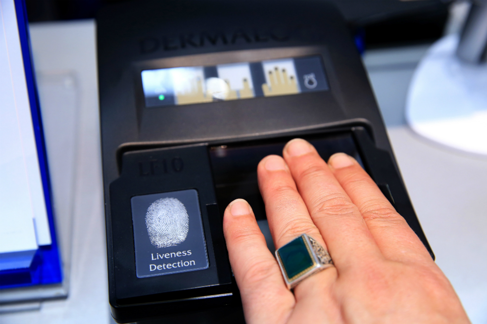 Con biometría, bancos se blindan contra el fraude