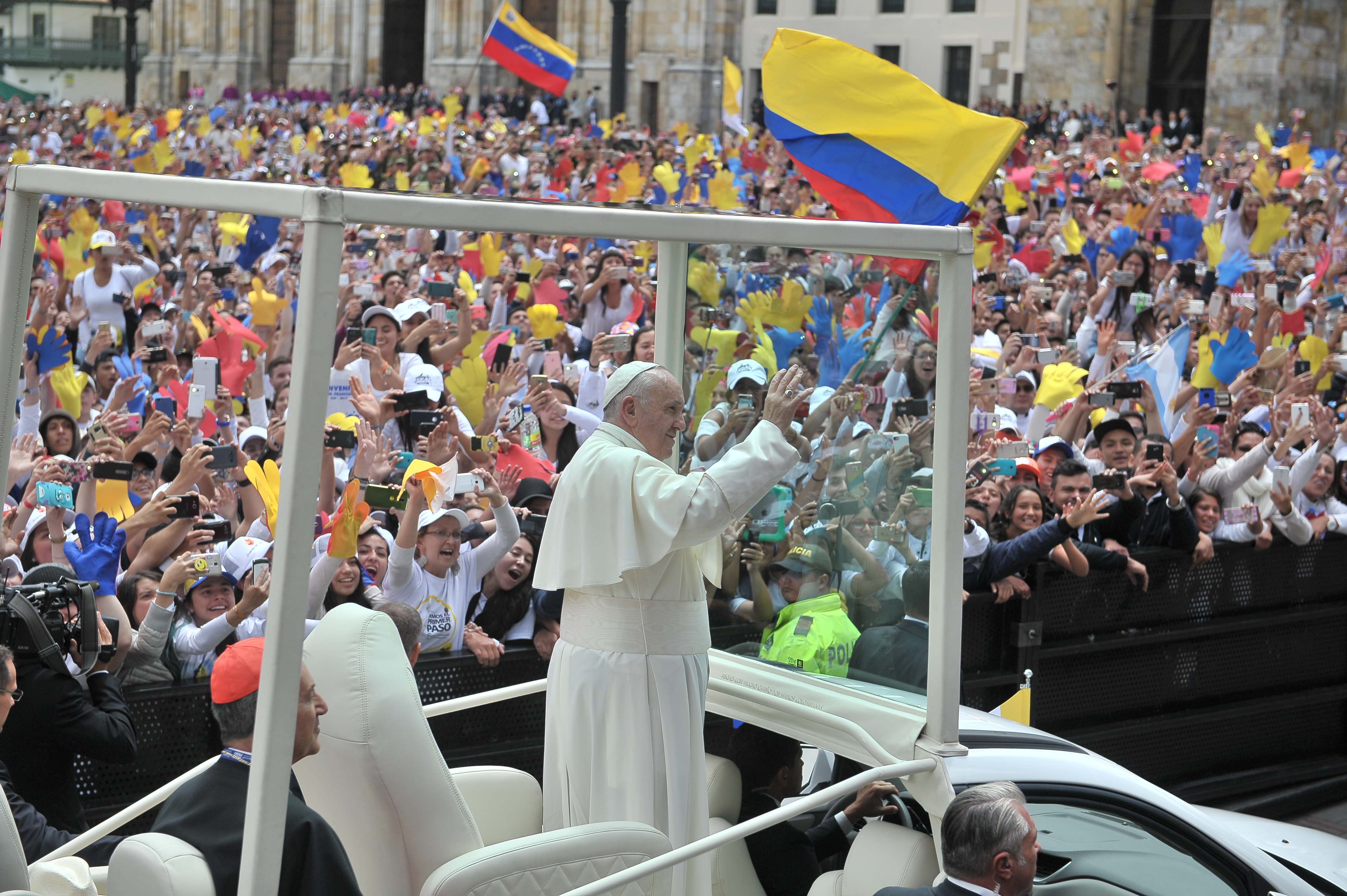 Francisco, el papa que impulsó el Acuerdo de Paz y luchó contra la guerra de Colombia 