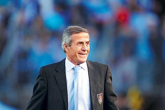 Oscar Washington Tabárez renovó con la selección de Uruguay