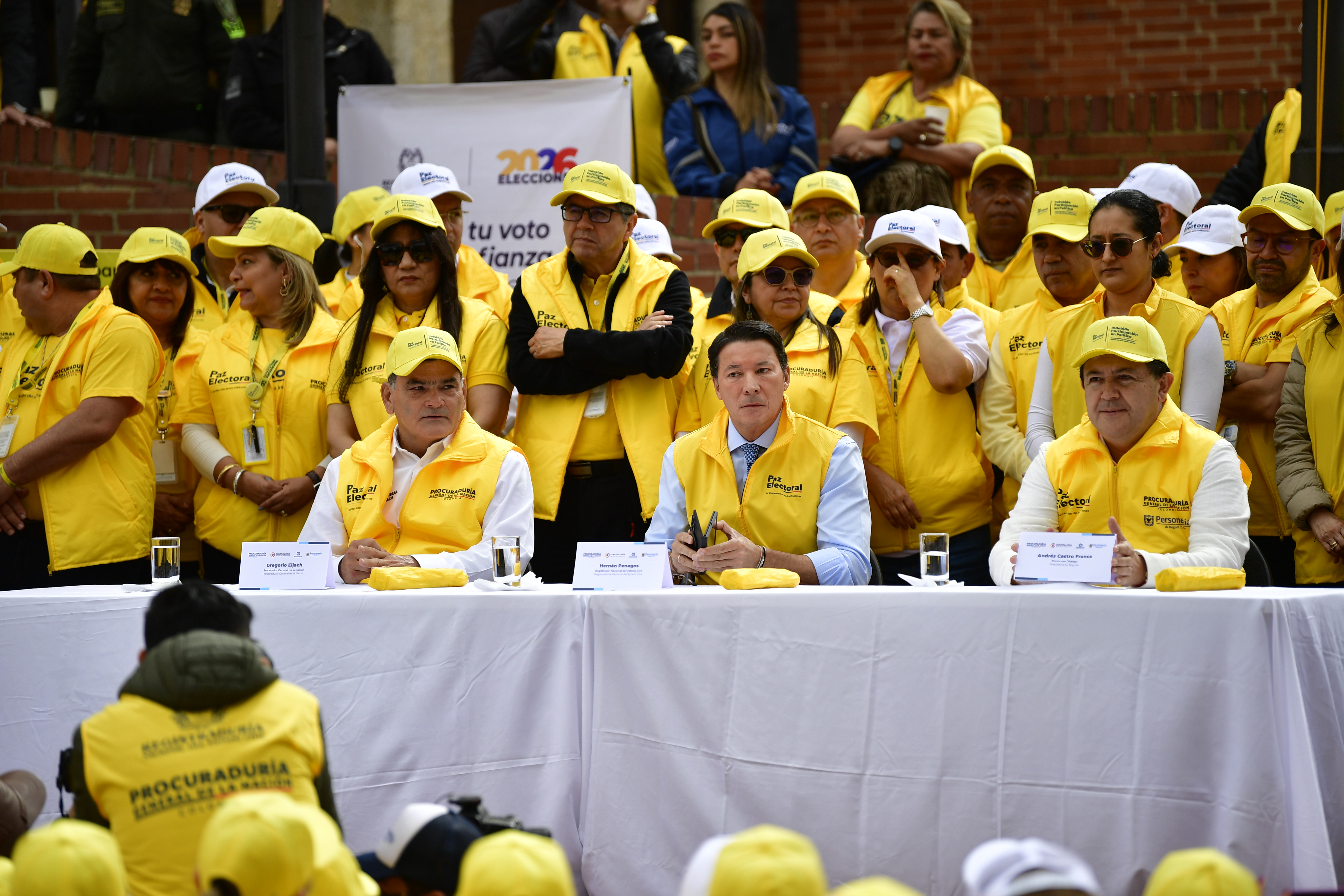 Rueda de prensa para hacer un llamado a la Paz Electoral previo a las elecciones 2026, en el acto realizado en la registraduría asistió Gregorio Eljach, Procurador General, Hernán Penagos, Registrador Nacional y Andrés Castro, Personero de Bogotá