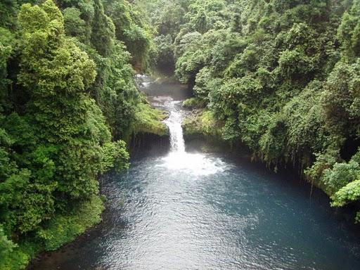 Este pequeño pueblo en la Isla Bioko en Guinea Ecuatorial completa nuestra lista de los cinco lugares más lluviosos del mundo.