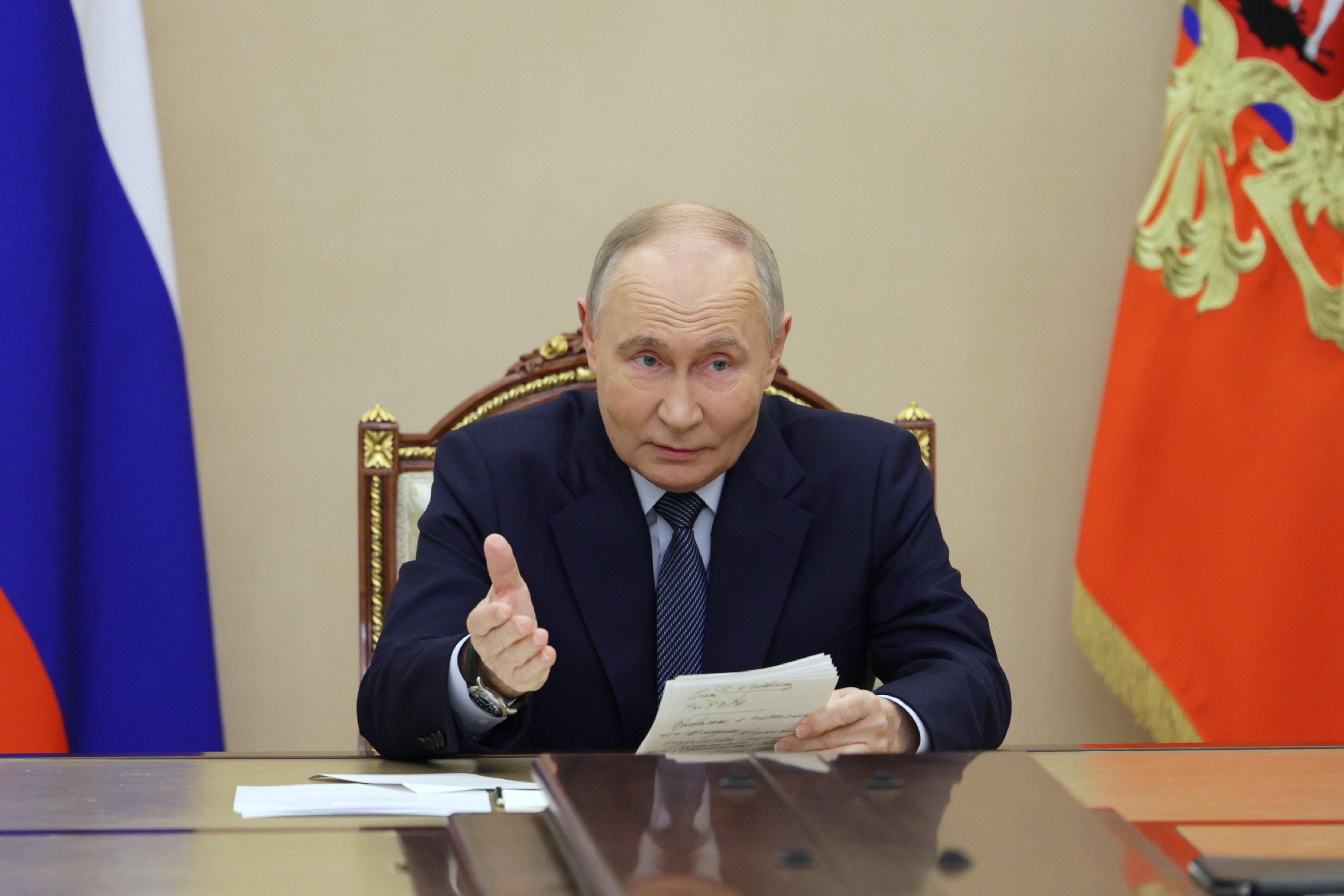 Putin ordena “producción en serie” de misiles hipersónicos Oreshnik