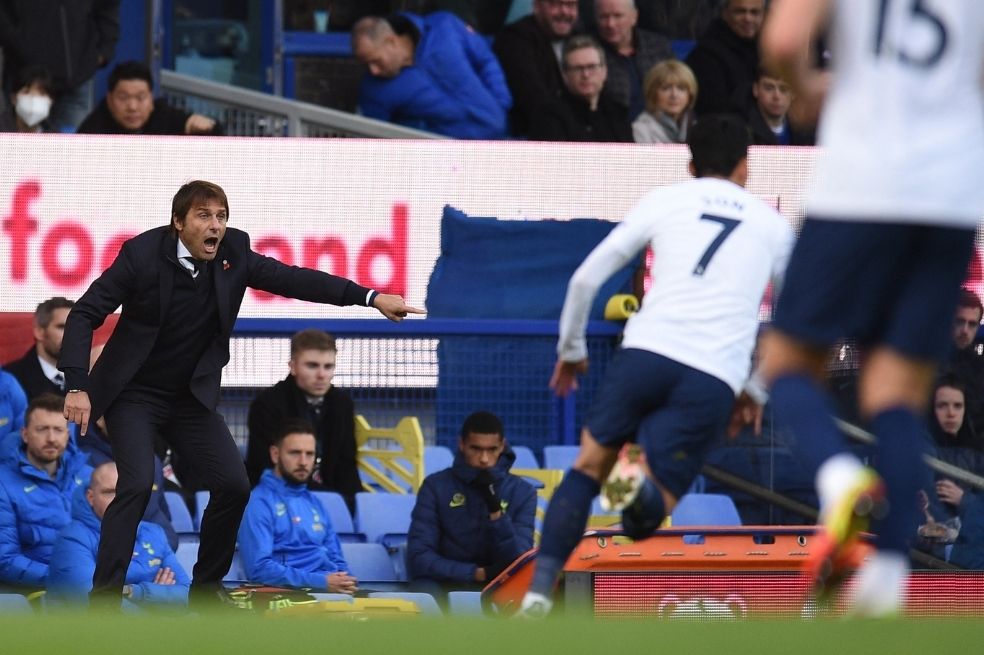 Tottenham, con Dávinson Sánchez de titular, empató con el Southampton