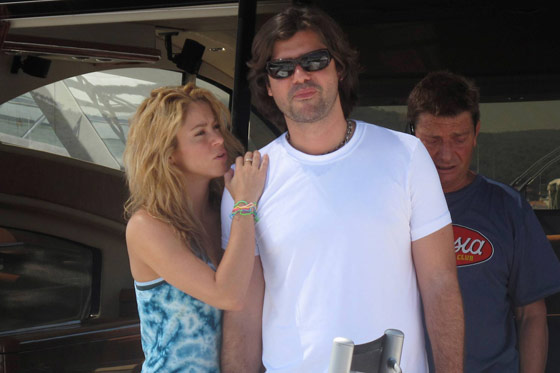 Shakira no quiere compartir su fortuna con Antonio de la Rúa