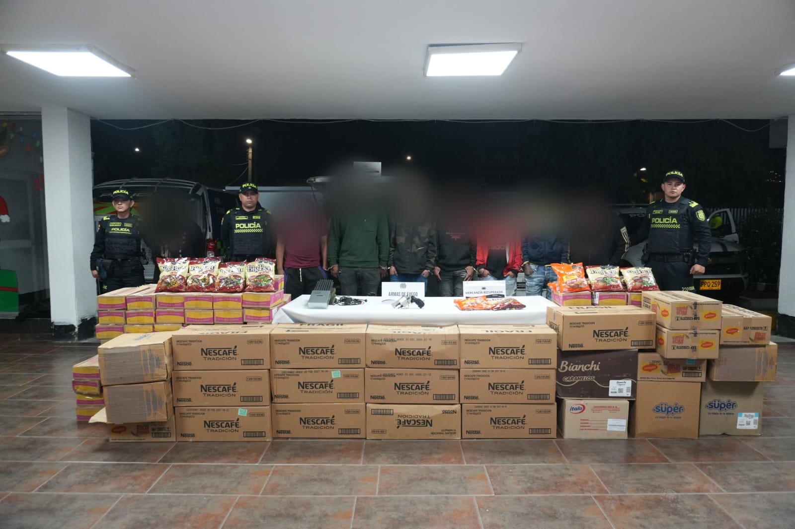 Frustran millonario hurto a supermercado en Tunjuelito: ocho personas fueron capturadas