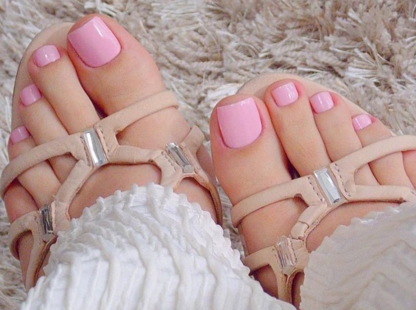 Dentro de la estética de las clean nails, las uñas en tonos rosa palo son una tendencia a tener en cuenta.