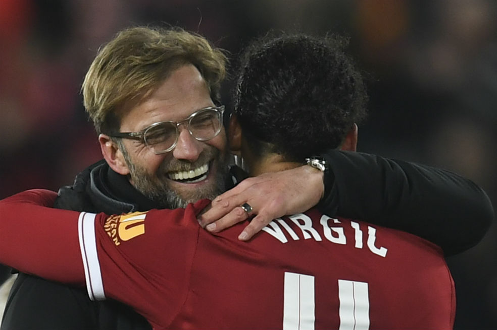 Al último suspiro: Liverpool y Manchester United sufrieron para clasificar en la Copa