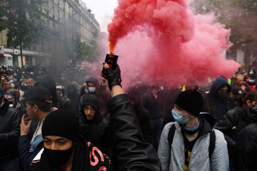 Esta se trata de la primera gran manifestación sindical en el país desde el inicio de la pandemia, después de que el año pasado fueran anuladas por la delicada situación sanitaria que atravesaba el país.