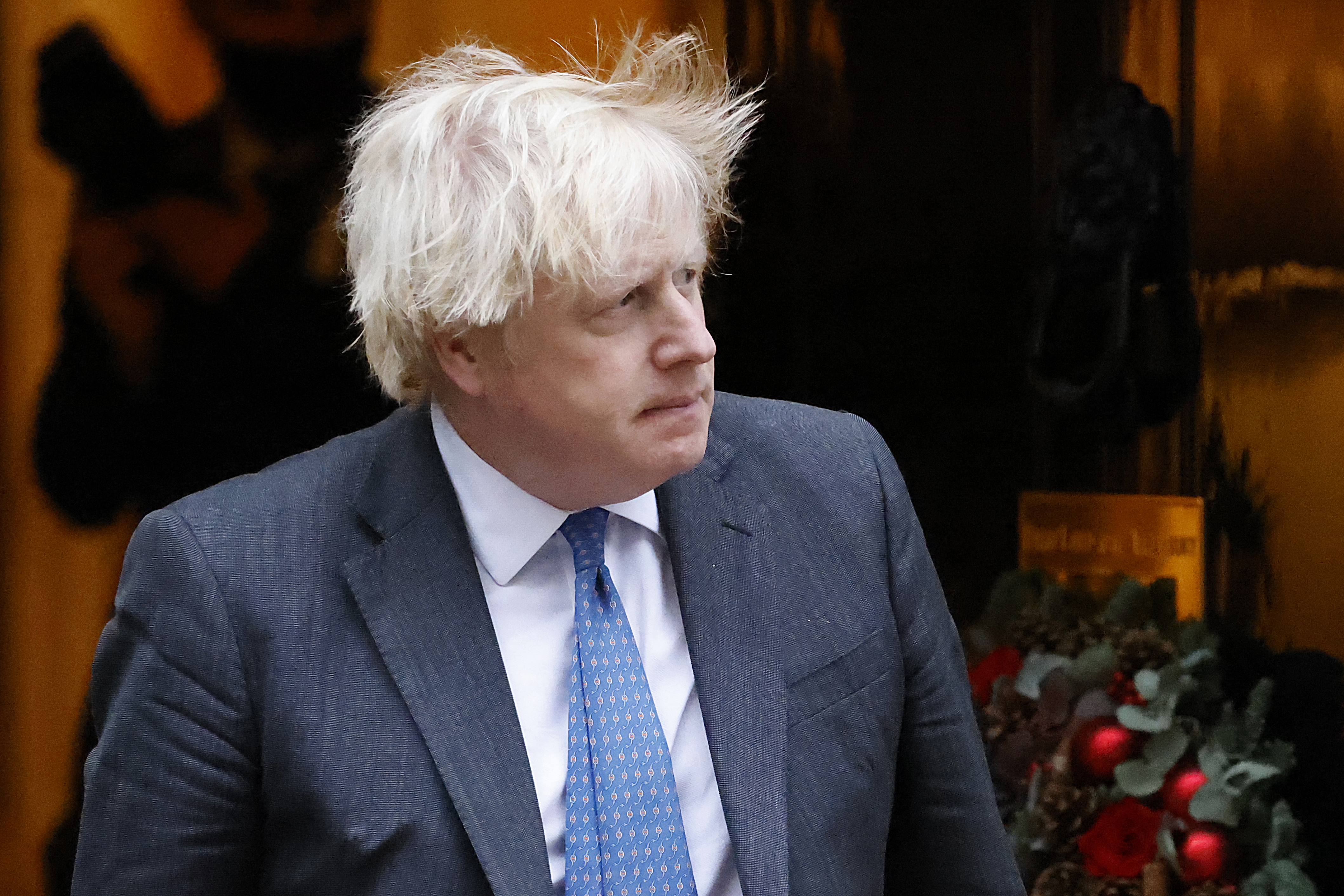 ¿El principio del fin? Johnson, cada vez más aislado, se enfrenta a una rebelión