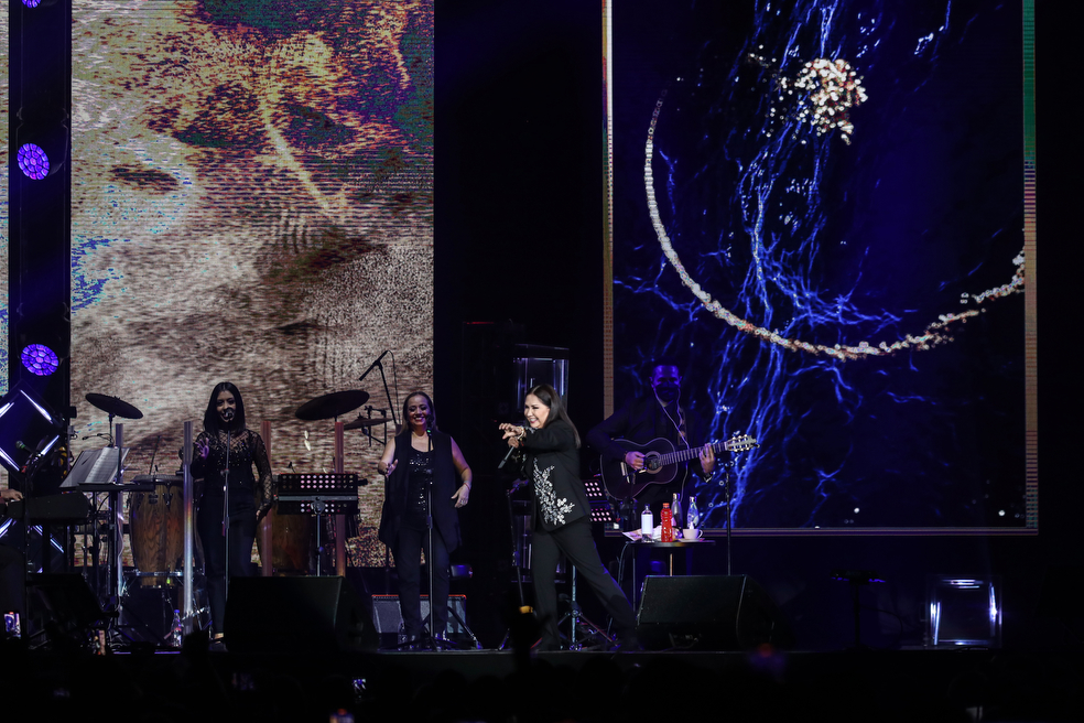 Ana Gabriel en Coliseo Live