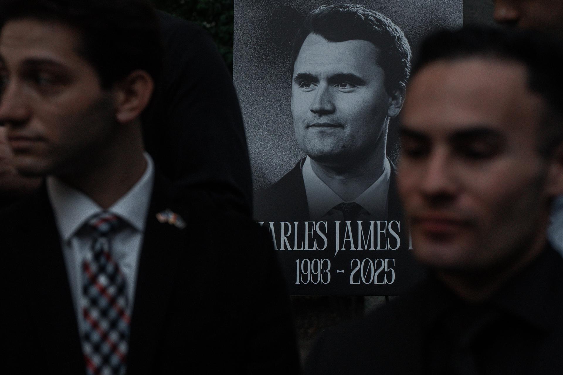 Nuevos detalles sobre el caso de Kirk: IA, pruebas y declaraciones controversiales
