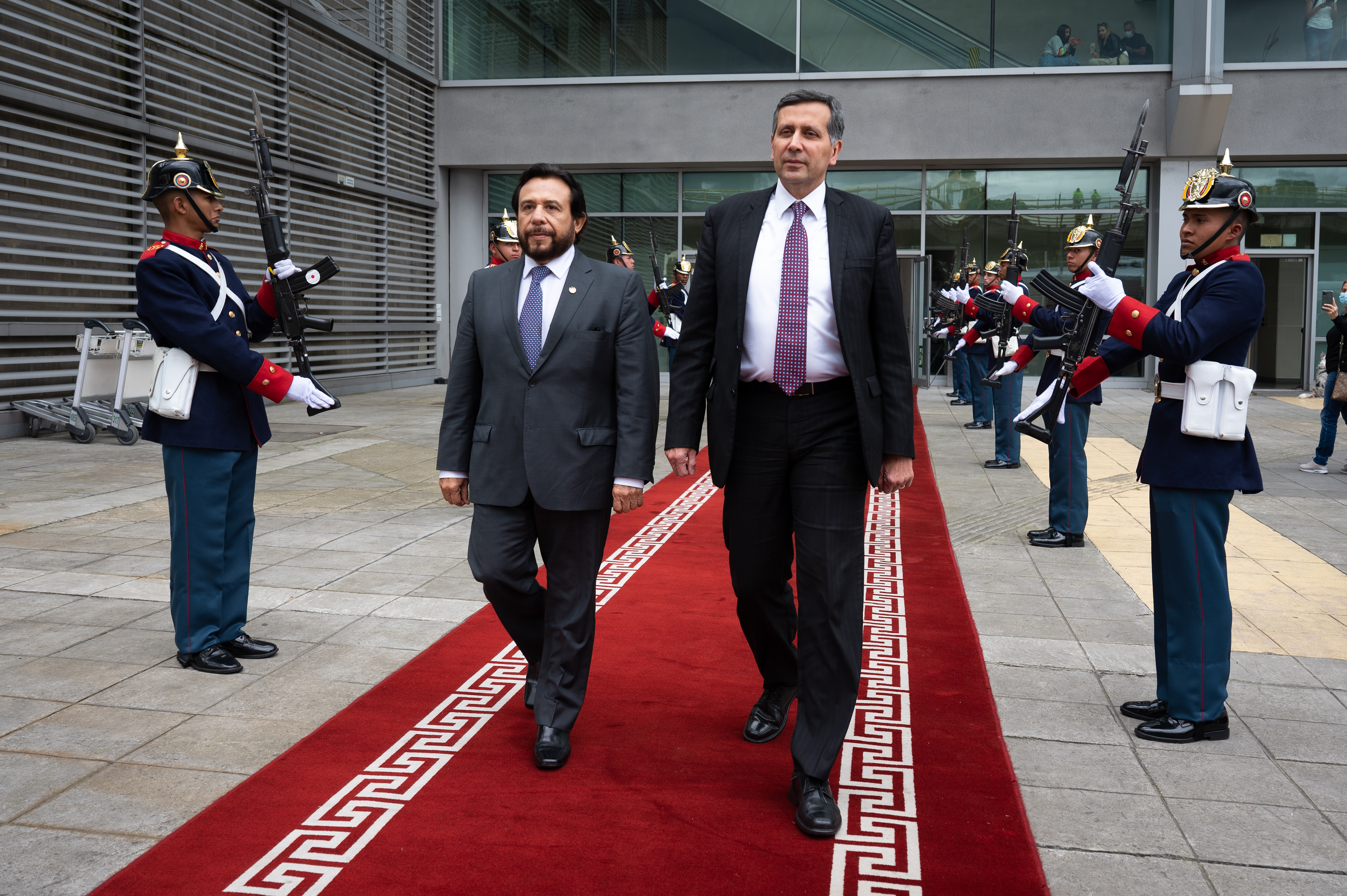 ¿Quiénes son los primeros invitados internacionales en llegar a la posesión de Petro?