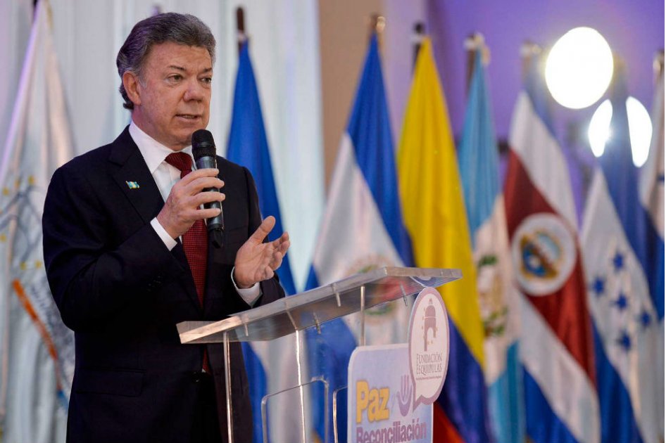 El mandatario participó en el Foro de Esquipulas 2016 en Ciudad de Guatemala. /Presidencia