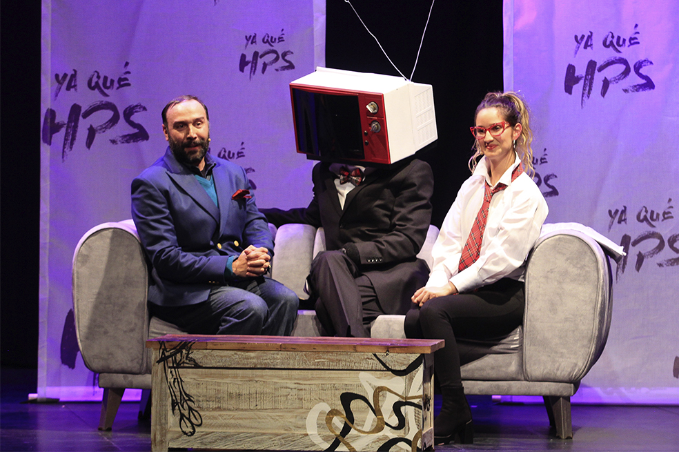 Escena de la obra Ya qué HPS el día de su estreno