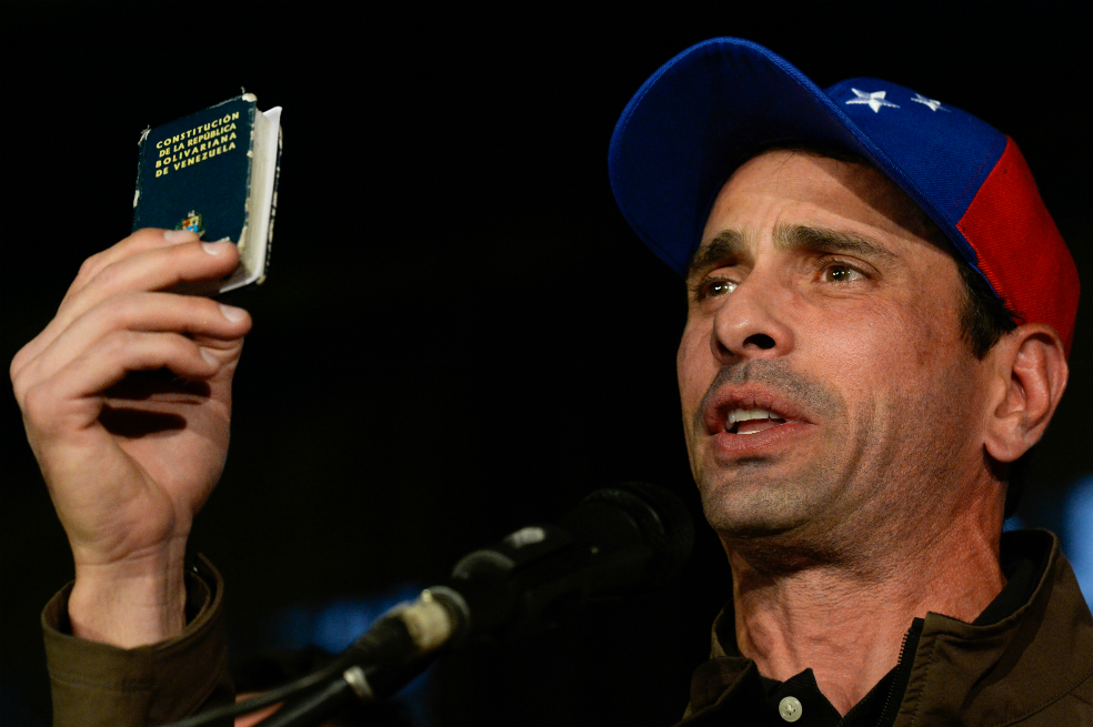 ¿Por qué inhabilitaron a Henrique Capriles?