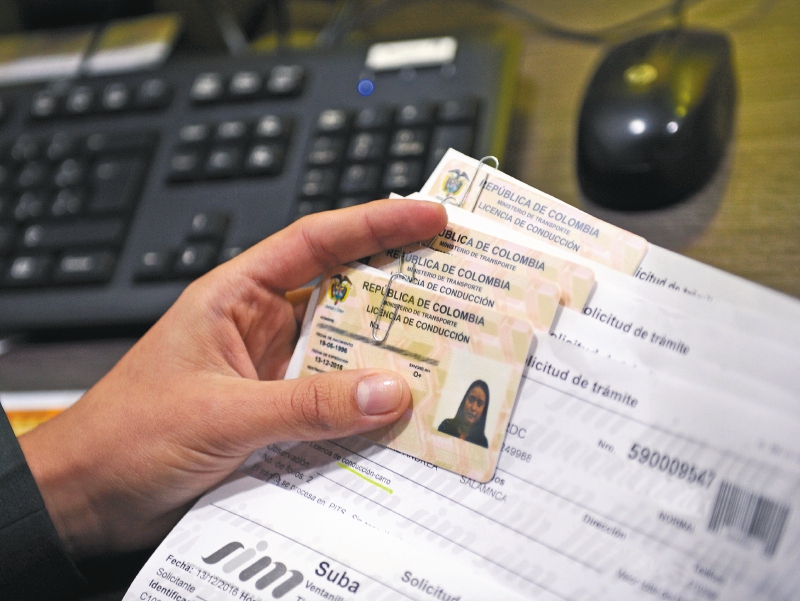 ¿Cómo saber si mi licencia de conducción está activa?
