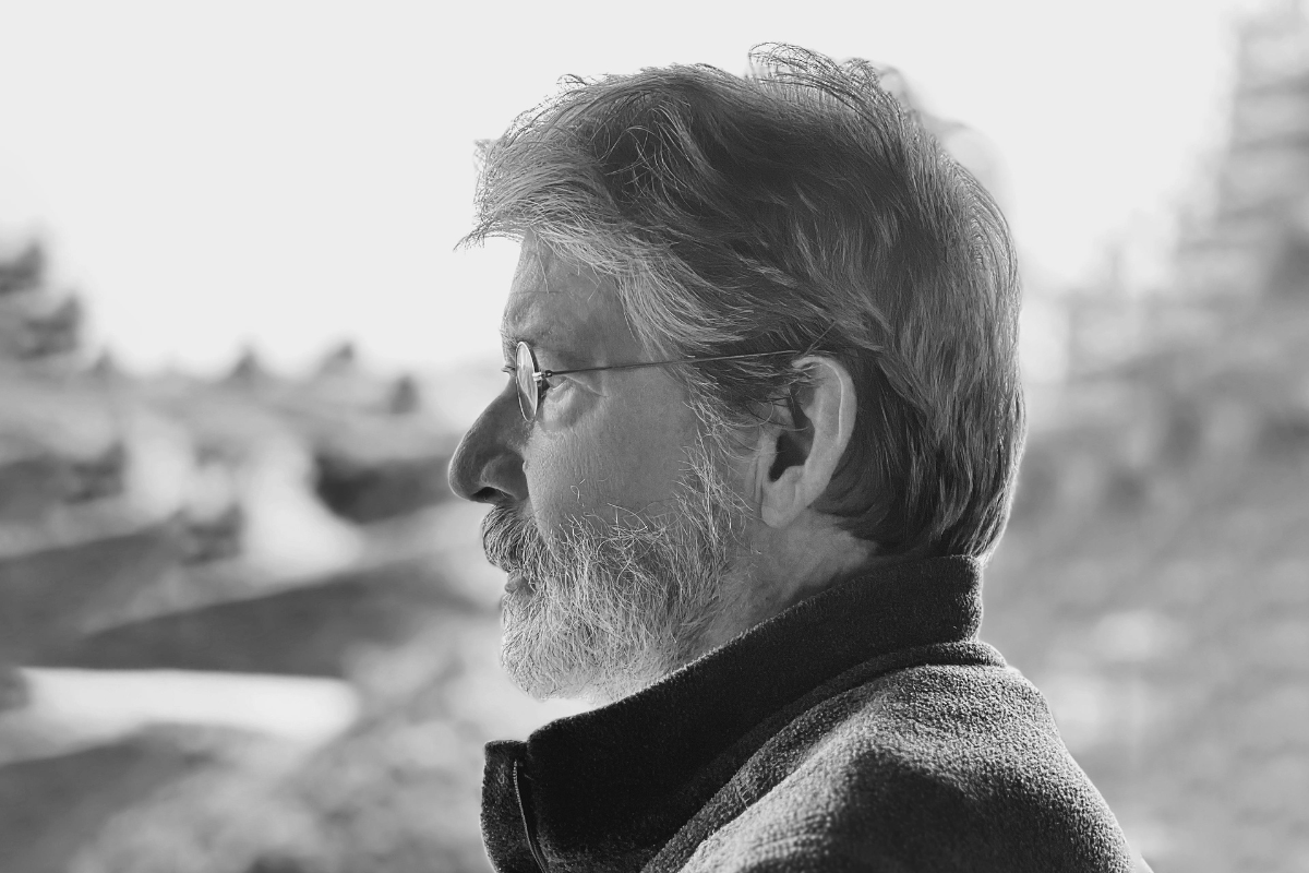 Tomás González: “Para qué escribir, si el mundo se va a acabar”