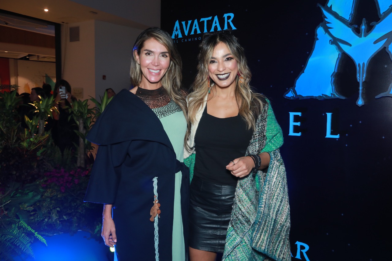Isabel Cristina Estrada y Alexandra Santos