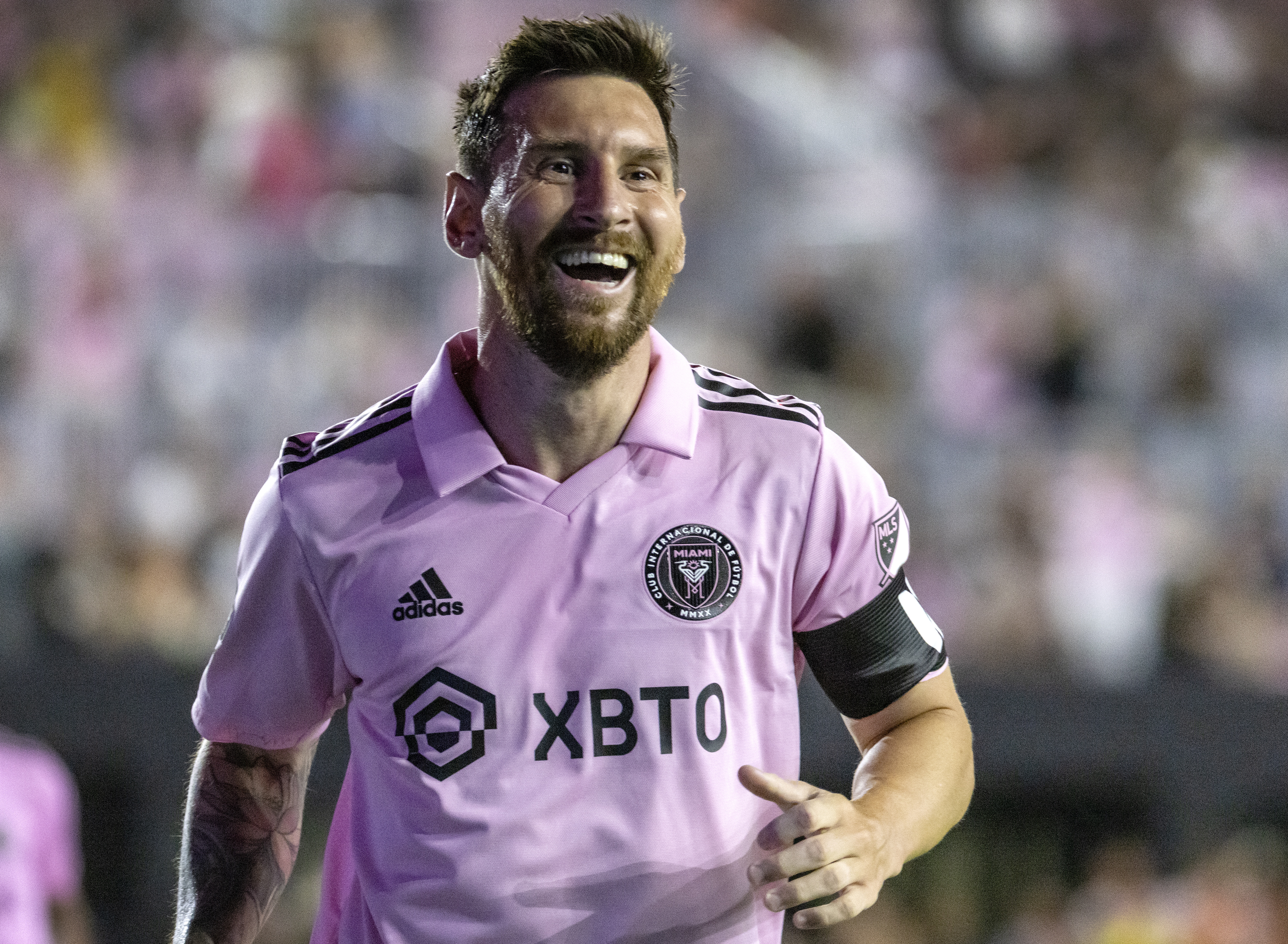 Nuevo doblete de Lionel Messi mete al Inter Miami en octavos de Leagues Cup