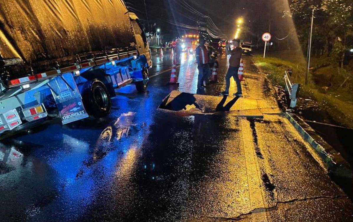 Emergencia en Villavicencio: vías permanecen cerradas por fuertes lluvias