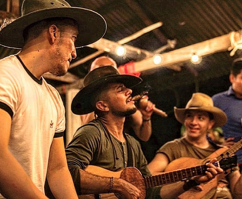 Grupos de música llanera y del caribe se presentan en Bogotá en un mismo escenario