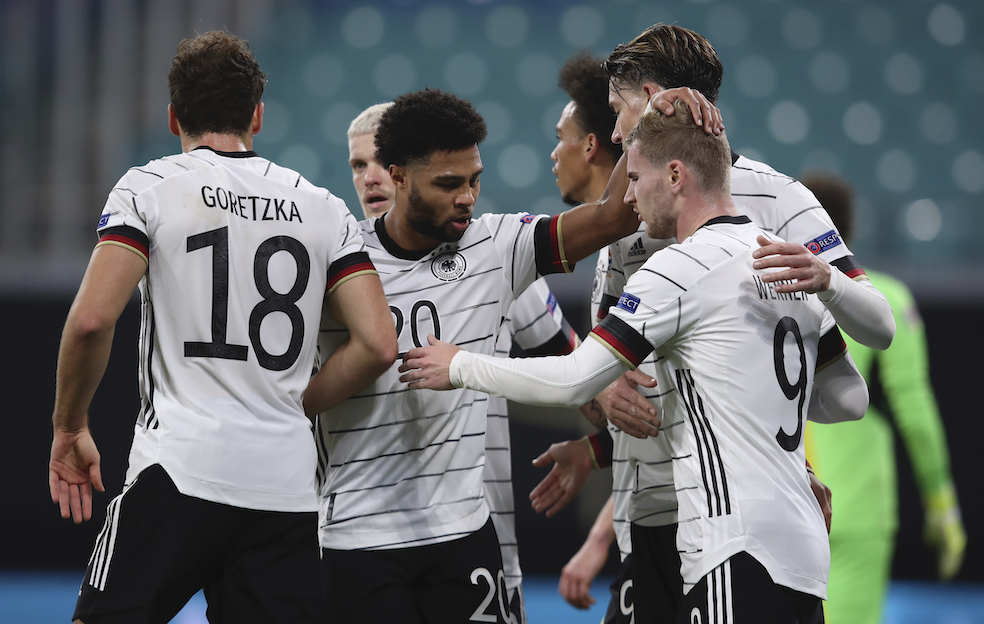 Alemania jugará con Islandia a pesar del caso de COVID-19 en su plantilla