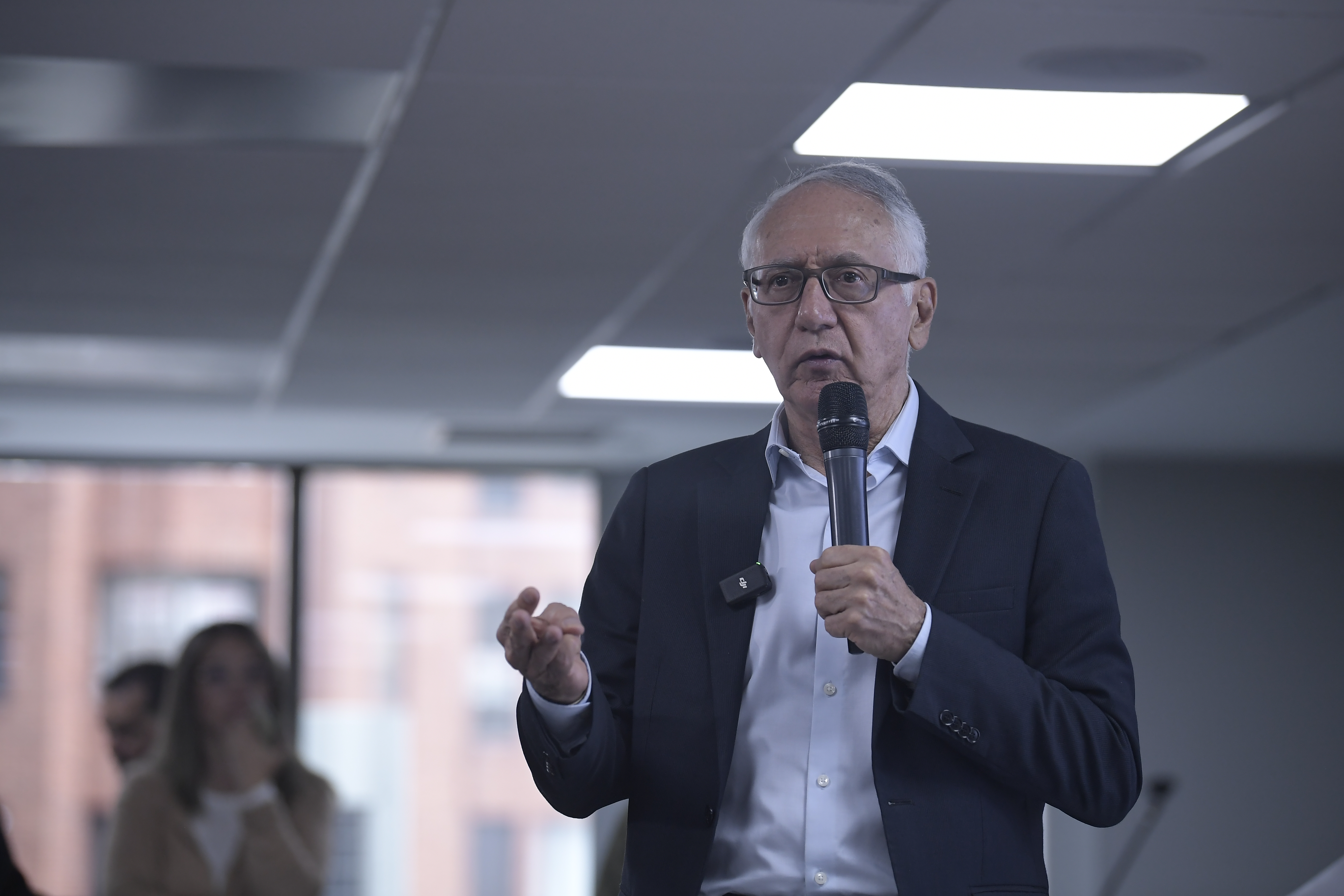 Pacientes con enfermedades raras piden parar resolución de servicios negados