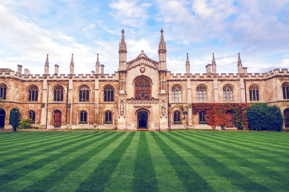 La historia del habitante de calle admitido en Universidad de Cambridge