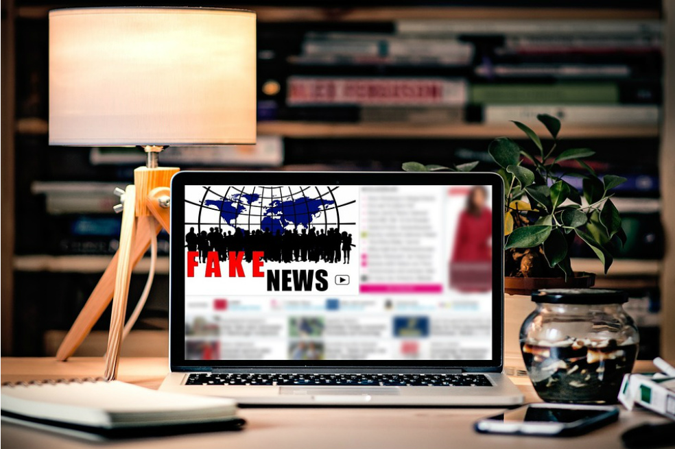 Noticias falsas: los medios de comunicación contraatacan