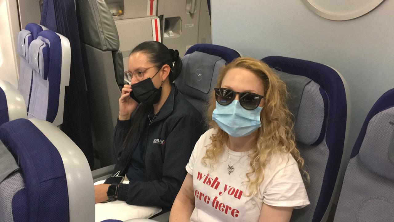 Rebecca Linda Marlene Sprößer fue detenida en un procedimiento de Migración Colombia y conducida a un vuelo Cali-Bogotá y Bogotá- Alemania. No podrá entrar a Colombia durante los próximos 10 años.