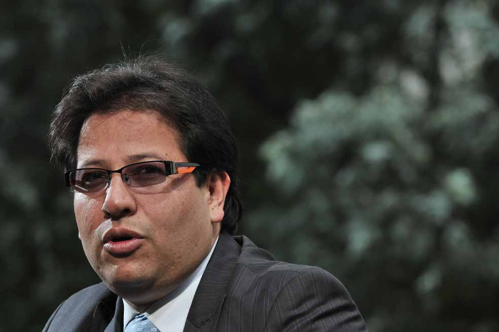 Críticas por suspensión del alcalde de Kennedy