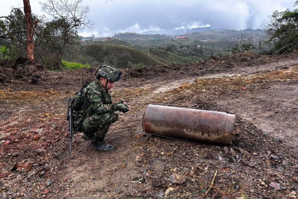 Ejército desactivó seis explosivos instalados en vías de Antioquia