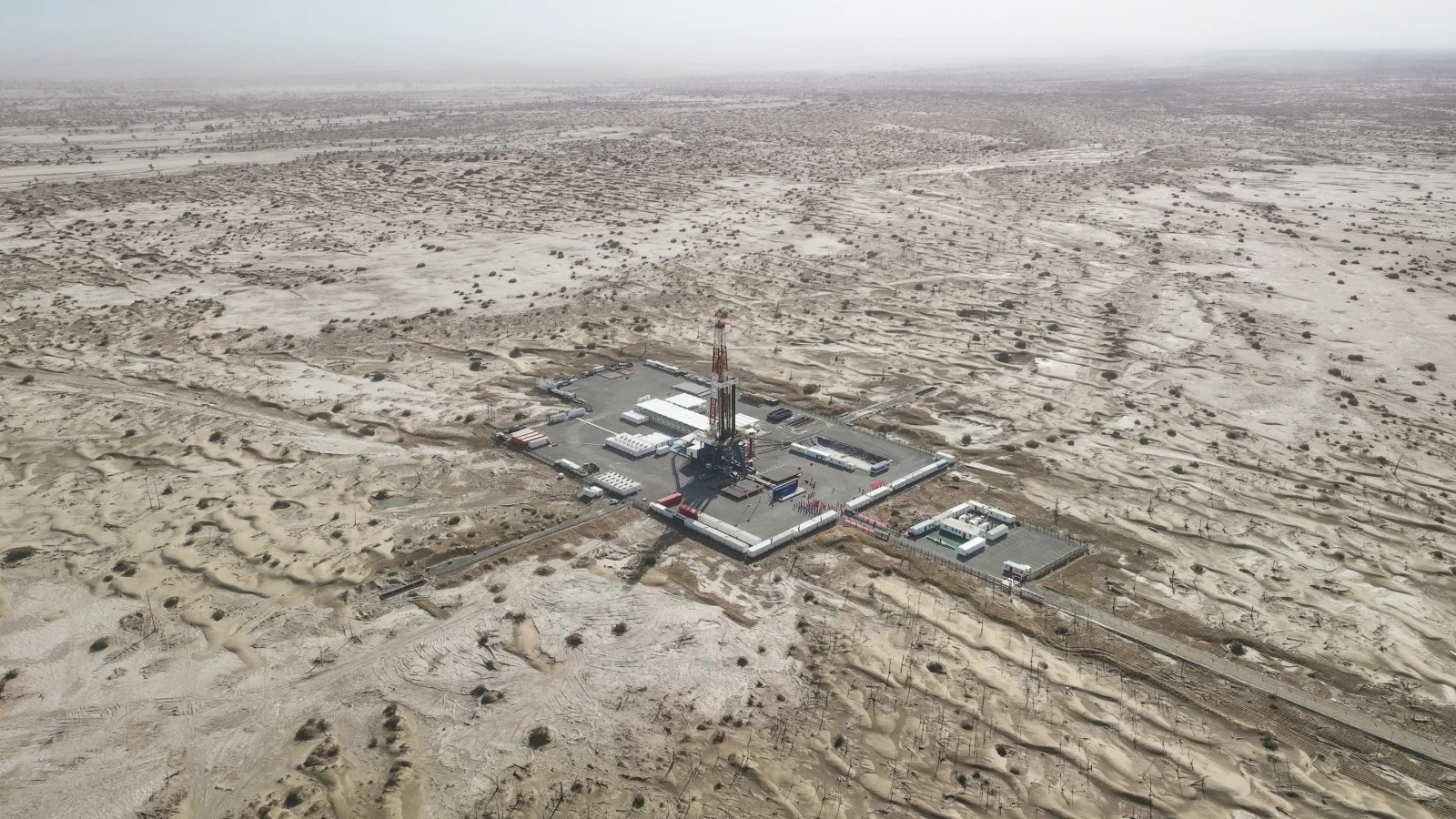 China comenzó a perforar uno de los agujeros más profundos del mundo. ¿Para qué?