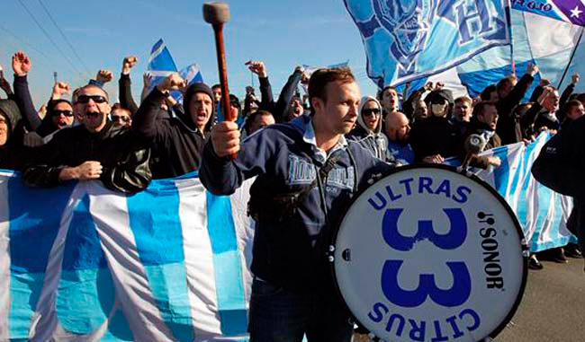 Hinchas del Zenit piden a directivos no contratar negros, ni gays