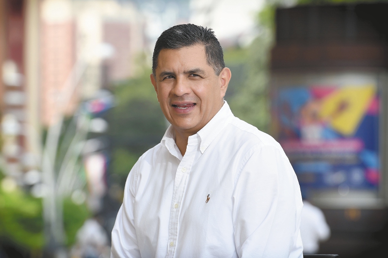 Nombran al exalcalde Jorge Iván Ospina interventor de Nueva EPS: es el quinto en dos años