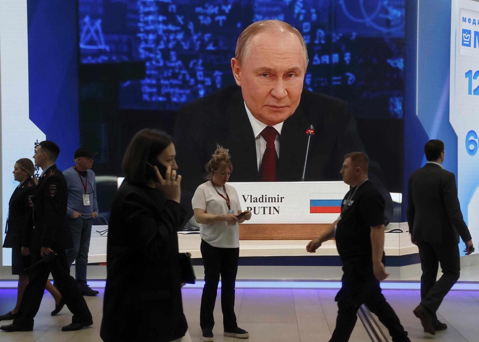 Ucrania atacó San Petersburgo el primer día de un congreso clave de Putin
