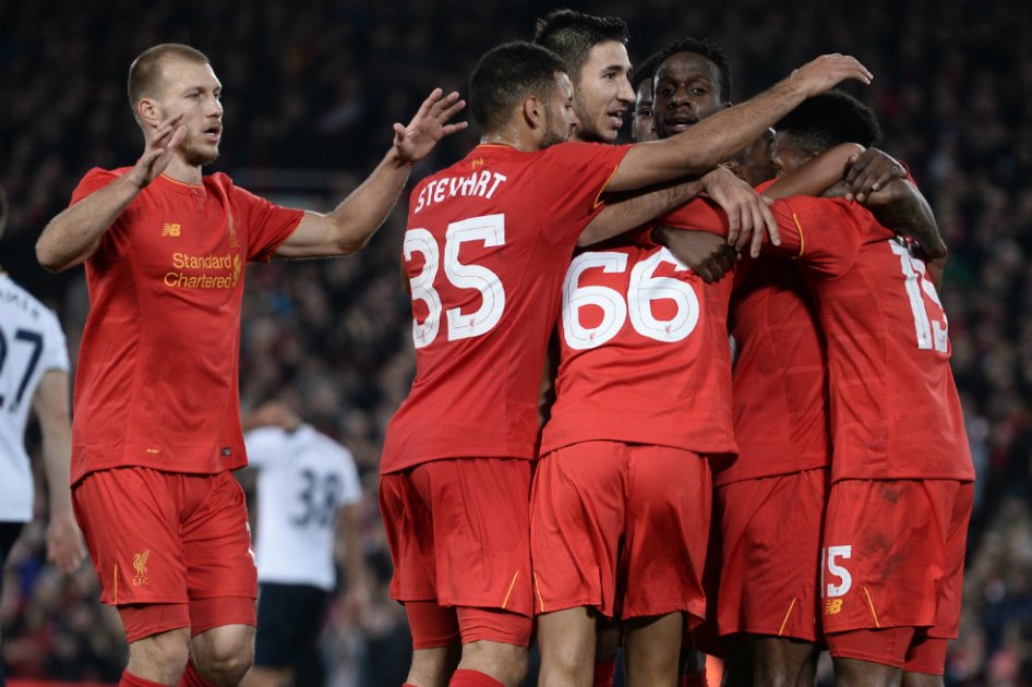 Liverpool y Arsenal clasificaron a los cuartos de la Copa de la Liga de Inglaterra