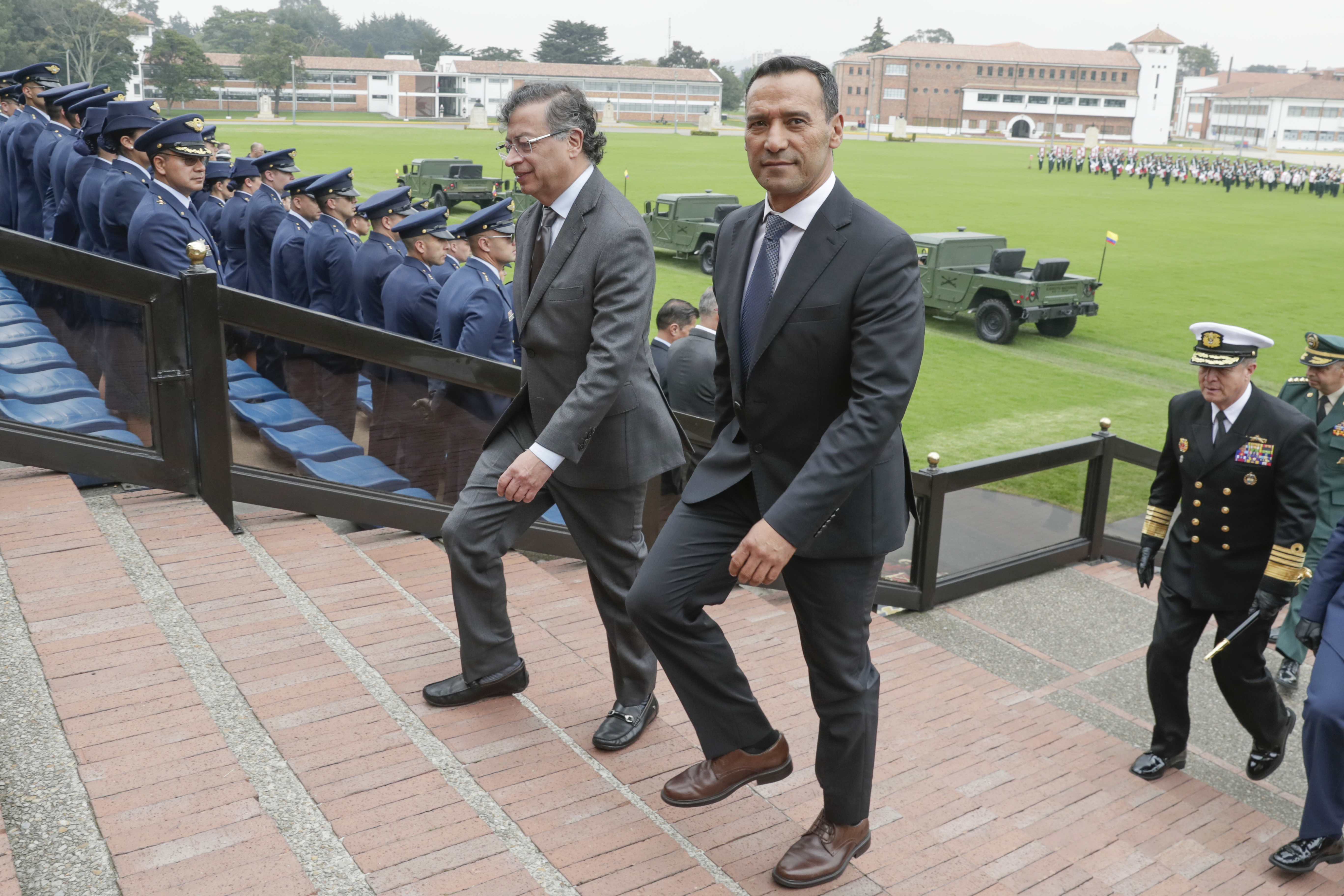 Este sería el responsable de atentado en La Plata: Petro y mindefensa revelaron imagen