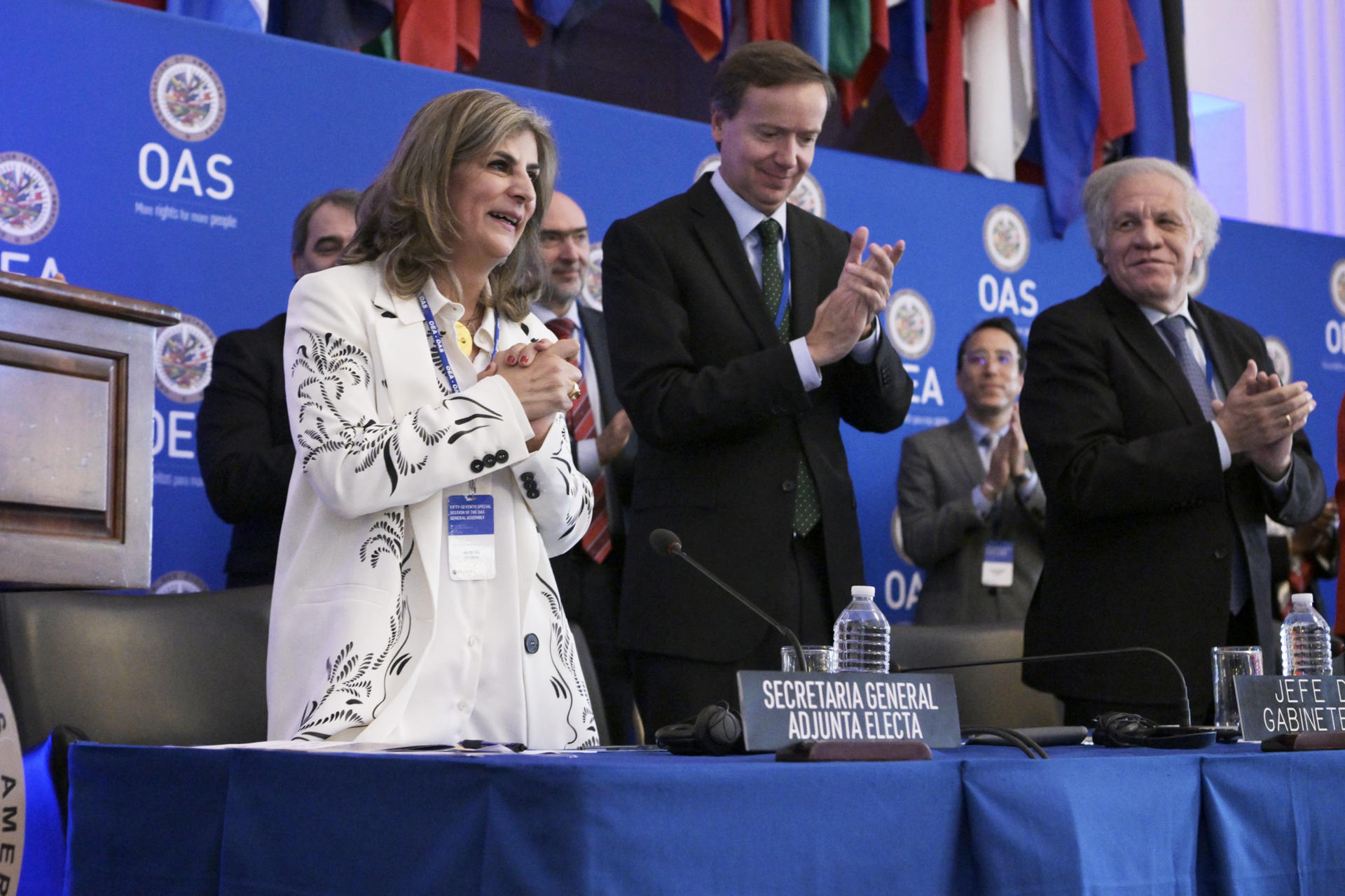 Con Laura Gil en la OEA, Colombia les gana puja diplomática a Perú y Estados Unidos